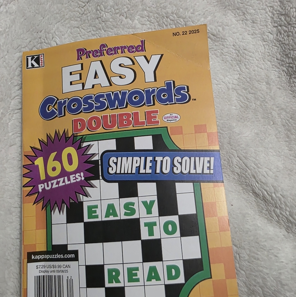 Kappa Easy Crosswords Puzzle Book - Yellow and Blue